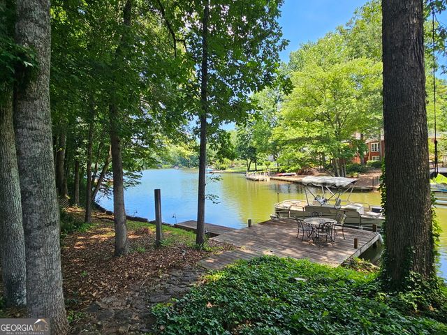 187 Shoreline Circle, Newnan, GA 30263