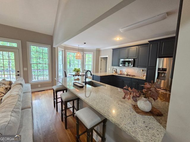 187 Shoreline Circle, Newnan, GA 30263