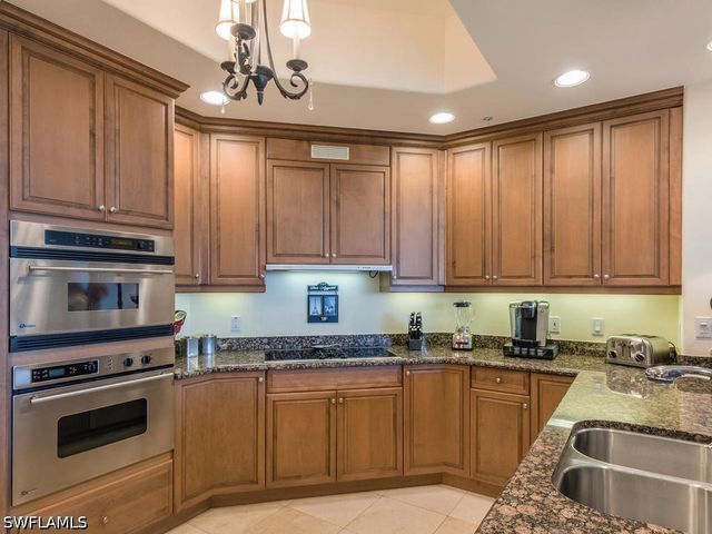 2728 Tiburon BLVD E PH-503, Naples, FL 34109