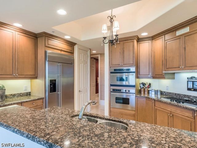2728 Tiburon BLVD E PH-503, Naples, FL 34109