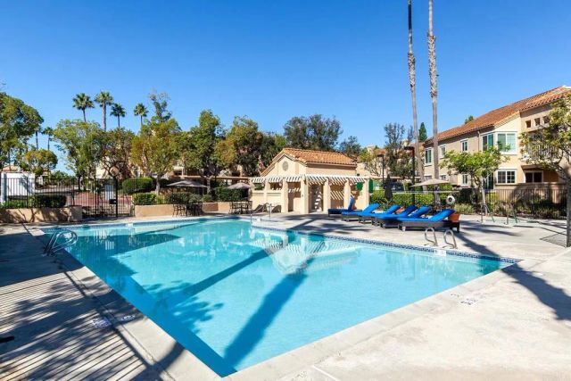 7305 CALLE CRISTOBAL 125, San Diego, CA 92126