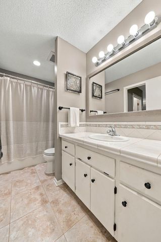 1568 27th Avenue NW, New Brighton, MN 55112