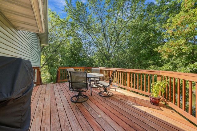 1568 27th Avenue NW, New Brighton, MN 55112