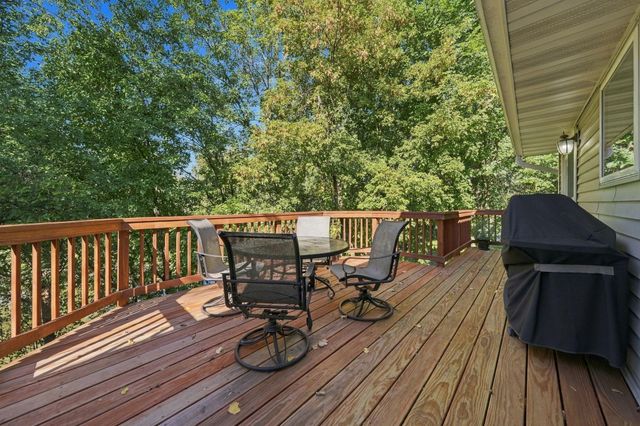 1568 27th Avenue NW, New Brighton, MN 55112