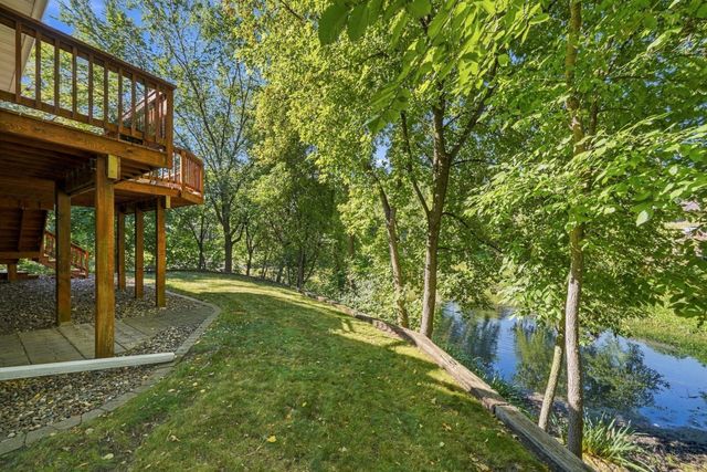 1568 27th Avenue NW, New Brighton, MN 55112