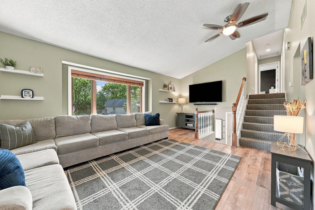 1568 27th Avenue NW, New Brighton, MN 55112 — photo 5