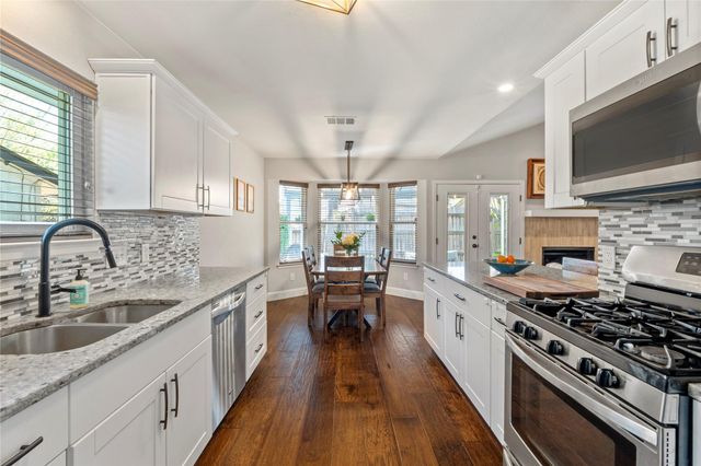 9306 Curlew DR, Austin, TX 78748