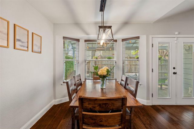 9306 Curlew DR, Austin, TX 78748