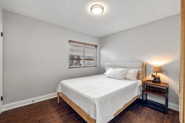 9306 Curlew DR, Austin, TX 78748