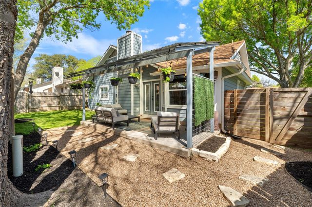 9306 Curlew DR, Austin, TX 78748