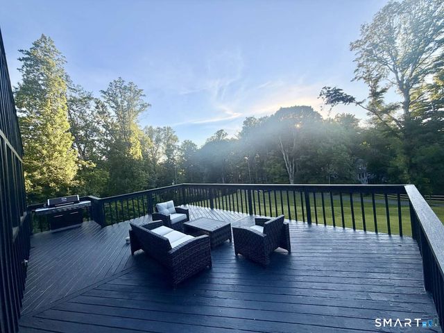 30 Blackman Road, Ridgefield, CT 06877