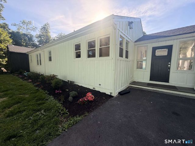 30 Blackman Road, Ridgefield, CT 06877