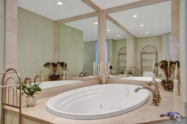 1833 S Ocean Dr 1402, Hallandale Beach, FL 33009