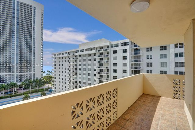 1833 S Ocean Dr 1402, Hallandale Beach, FL 33009