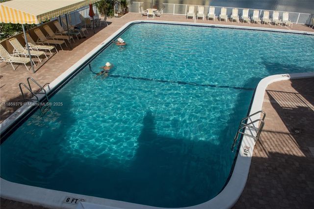 1833 S Ocean Dr 1402, Hallandale Beach, FL 33009