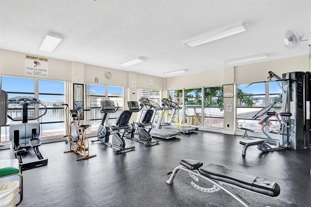 1833 S Ocean Dr 1402, Hallandale Beach, FL 33009
