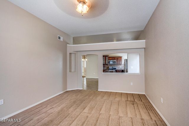 14283 DESERT POINT Drive, El Paso, TX 79928