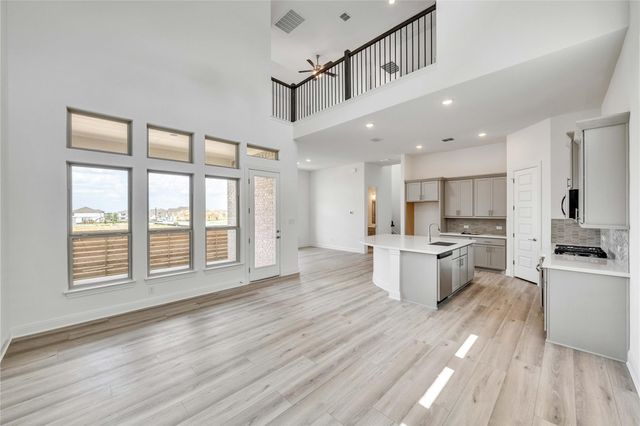 113 Royal Fern RD, Hutto, TX 78634