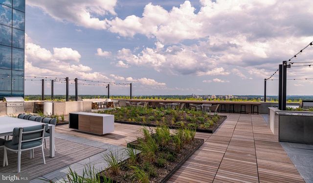 4710 ELM ST #2B-W-1109, Bethesda, MD 20814