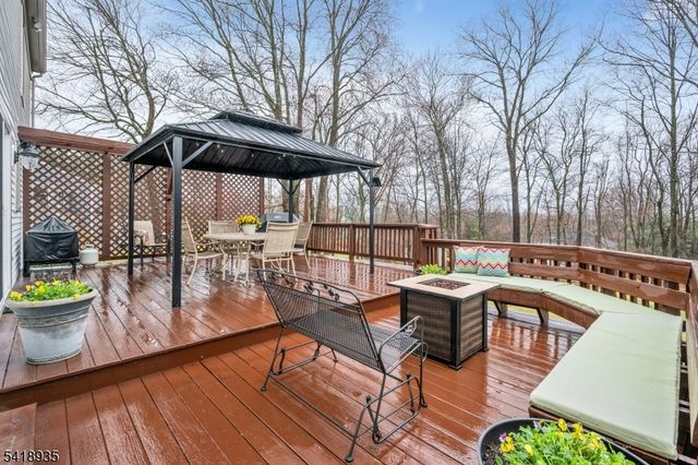 22 Kevin Dr, Mount Olive Twp., NJ 07836