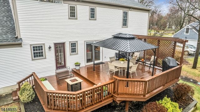 22 Kevin Dr, Mount Olive Twp., NJ 07836