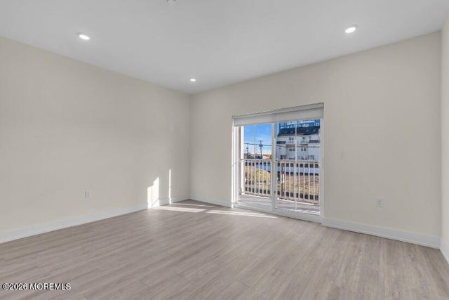 19 Carr Avenue 306, Keansburg, NJ 07734