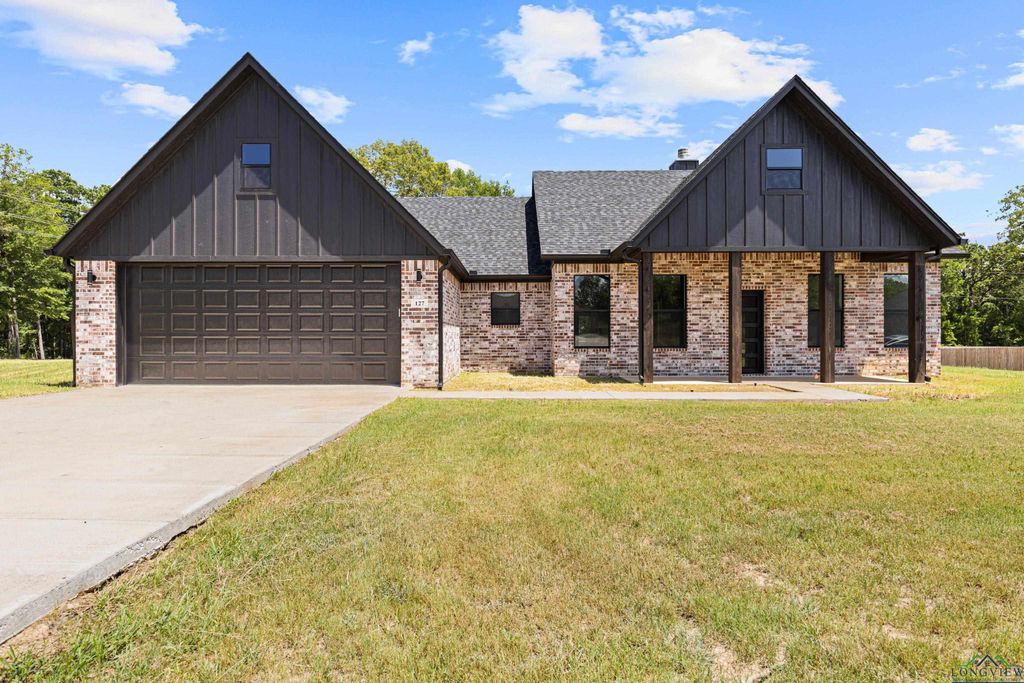 127 Big Oakes Rd, Kilgore, TX 75662