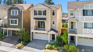 2204 176th Place SW #3, Lynnwood, WA 98037