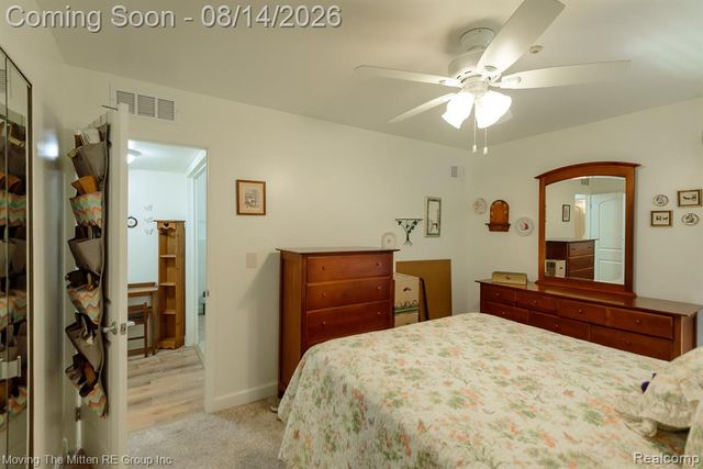 37587 Barkridge Circle, Westland, MI 48185