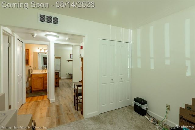 37587 Barkridge Circle, Westland, MI 48185
