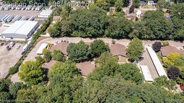 37587 Barkridge Circle, Westland, MI 48185