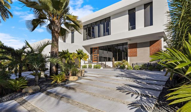 823 Ponce De Leon Drive, Fort Lauderdale, FL 33316