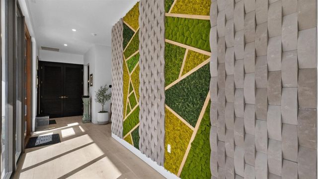 823 Ponce De Leon Drive, Fort Lauderdale, FL 33316