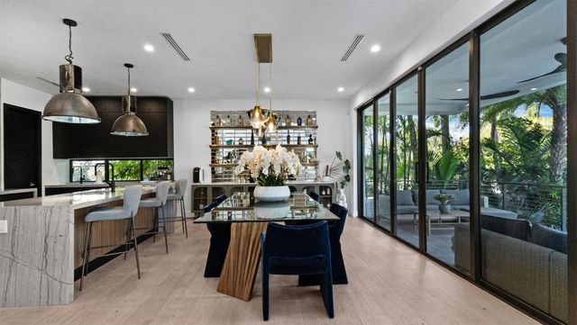 823 Ponce De Leon Drive, Fort Lauderdale, FL 33316