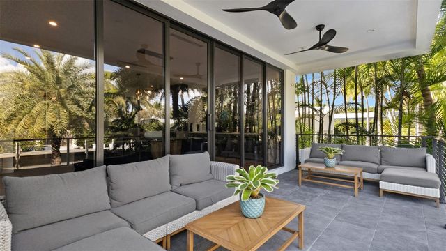 823 Ponce De Leon Drive, Fort Lauderdale, FL 33316