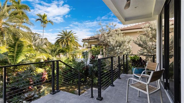823 Ponce De Leon Drive, Fort Lauderdale, FL 33316