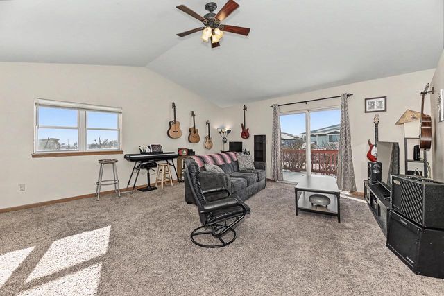 910 Century WAY, Mount Pleasant, WI 53406