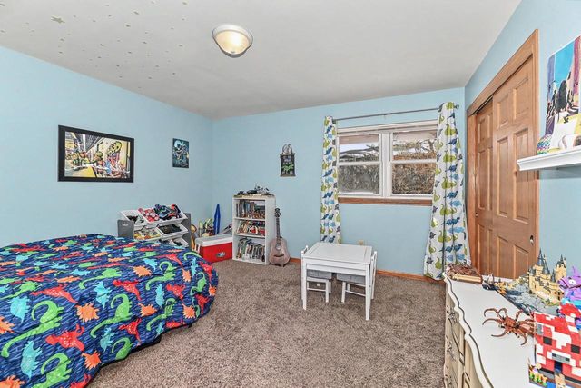 910 Century WAY, Mount Pleasant, WI 53406