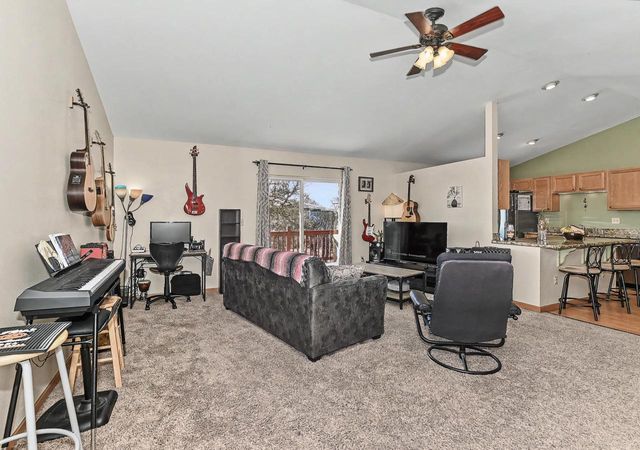 910 Century WAY, Mount Pleasant, WI 53406