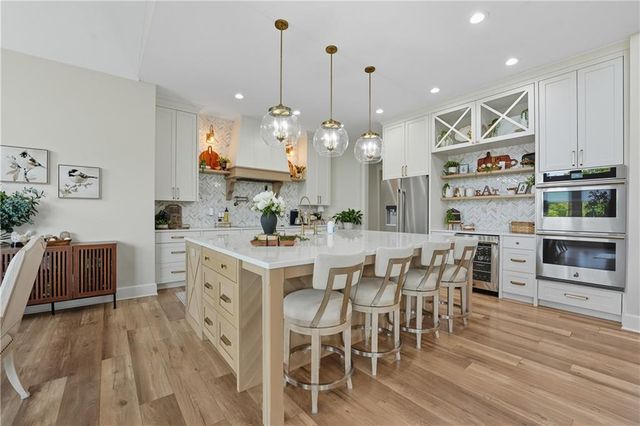 10615 Lancaster Road, Liberty, MO 64068