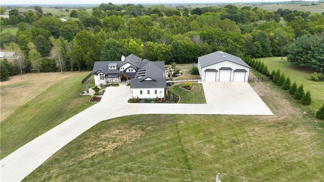 10615 Lancaster Road, Liberty, MO 64068