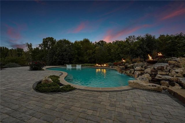 10615 Lancaster Road, Liberty, MO 64068