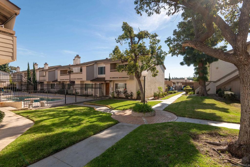 1727 Melrose Ave 33, Chula Vista, CA 91911