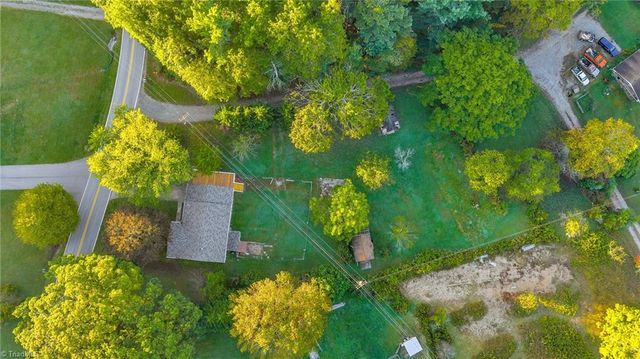 117 Andrews Ridge Road, Sparta, NC 28675