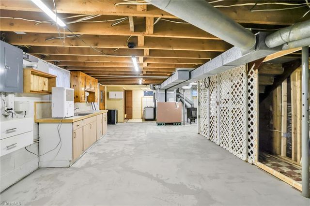 117 Andrews Ridge Road, Sparta, NC 28675