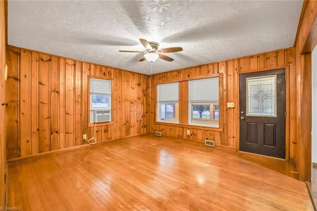 117 Andrews Ridge Road, Sparta, NC 28675