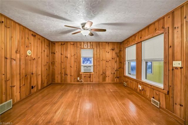 117 Andrews Ridge Road, Sparta, NC 28675