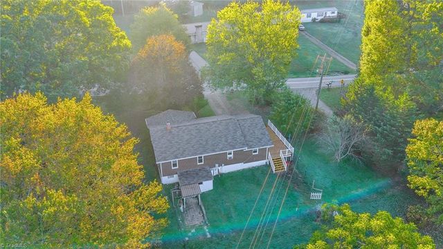 117 Andrews Ridge Road, Sparta, NC 28675