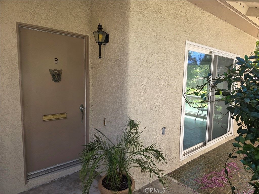 2158 Via Mariposa E B, Laguna Woods, CA 92637 — photo 2