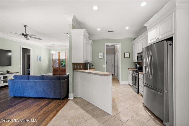 202 Calhoun Drive, Madison, MS 39110